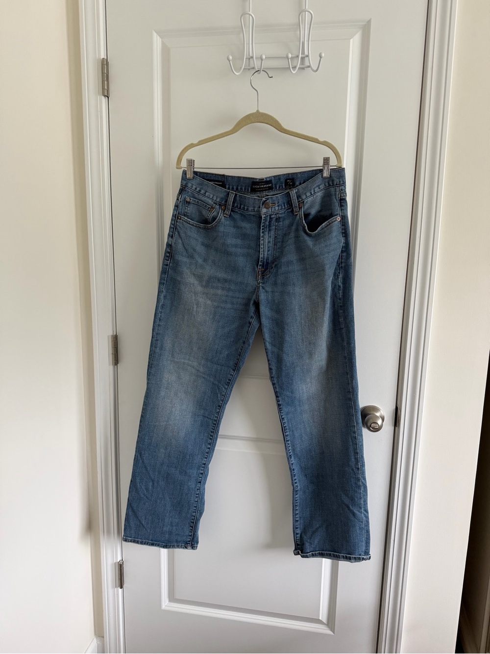 Lucky Brand Men's Straight Light Blue Jeans